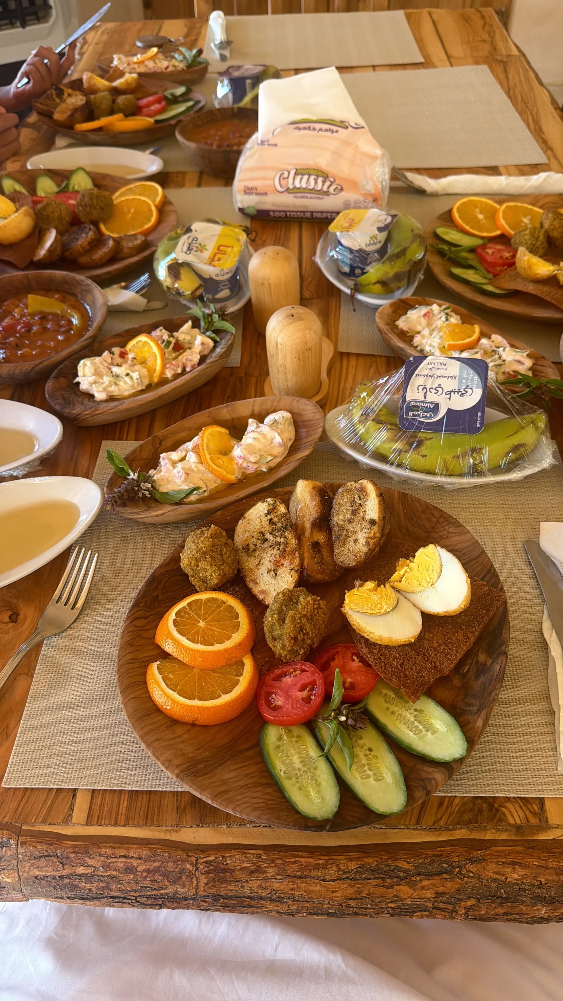 Dining and transportation at Breezy Island resort in Siwa Oasis